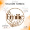 Couronne murale en bois personnalisée avec prénom et fleurs, décoration artisanale française.
