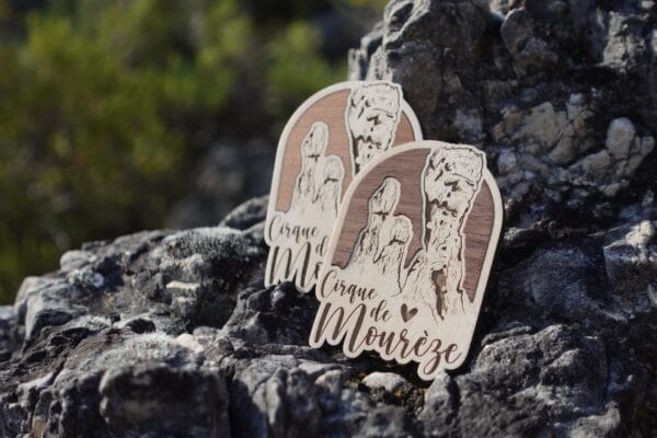 2 magnets-bois-cirque-moureze-souvenir