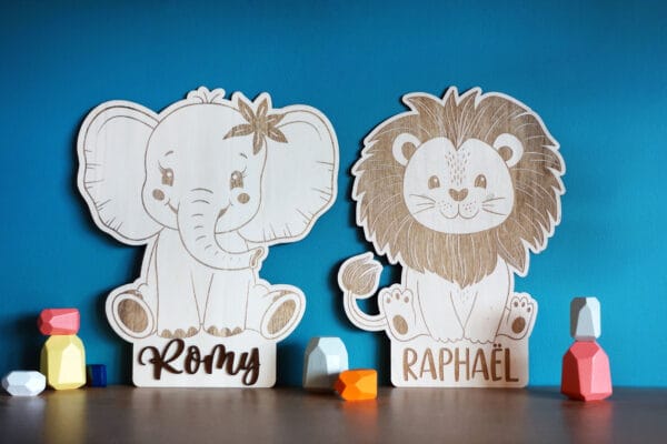 Animaux en bois (éléphant et Lion) personnalisé avec gravure du prénom pour enfant.