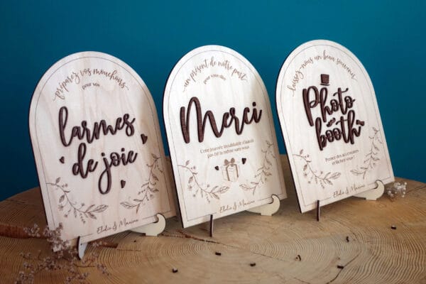 Pancarte de décoration pour mariage en bois avec lettres en relief